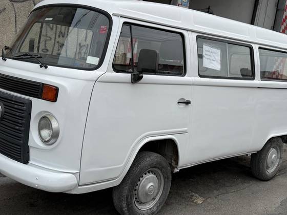 VOLKSWAGEN KOMBI 1.4 MI STD 8V FLEX 4P MANUAL VOLKSWAGEN KOMBI 1.4 MI STD 8V FLEX 4P MANUAL